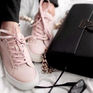 GREATS Blush Pink Royale Sneakers NWOT